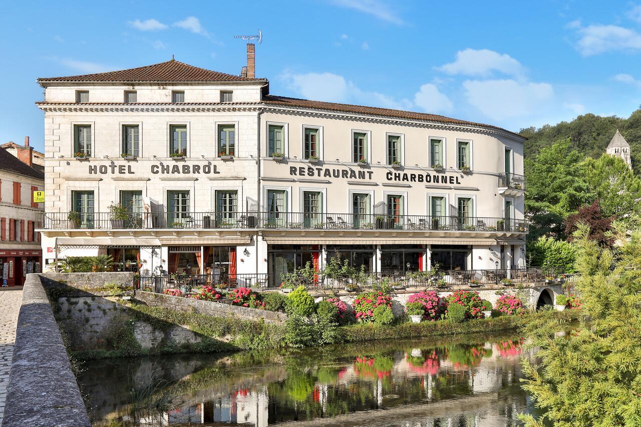 Hotel Restaurant Charbonnel Брантом Экстерьер фото