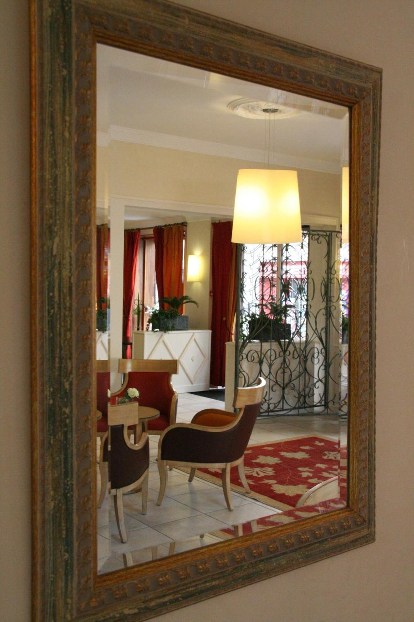 Hotel Restaurant Charbonnel Брантом Экстерьер фото